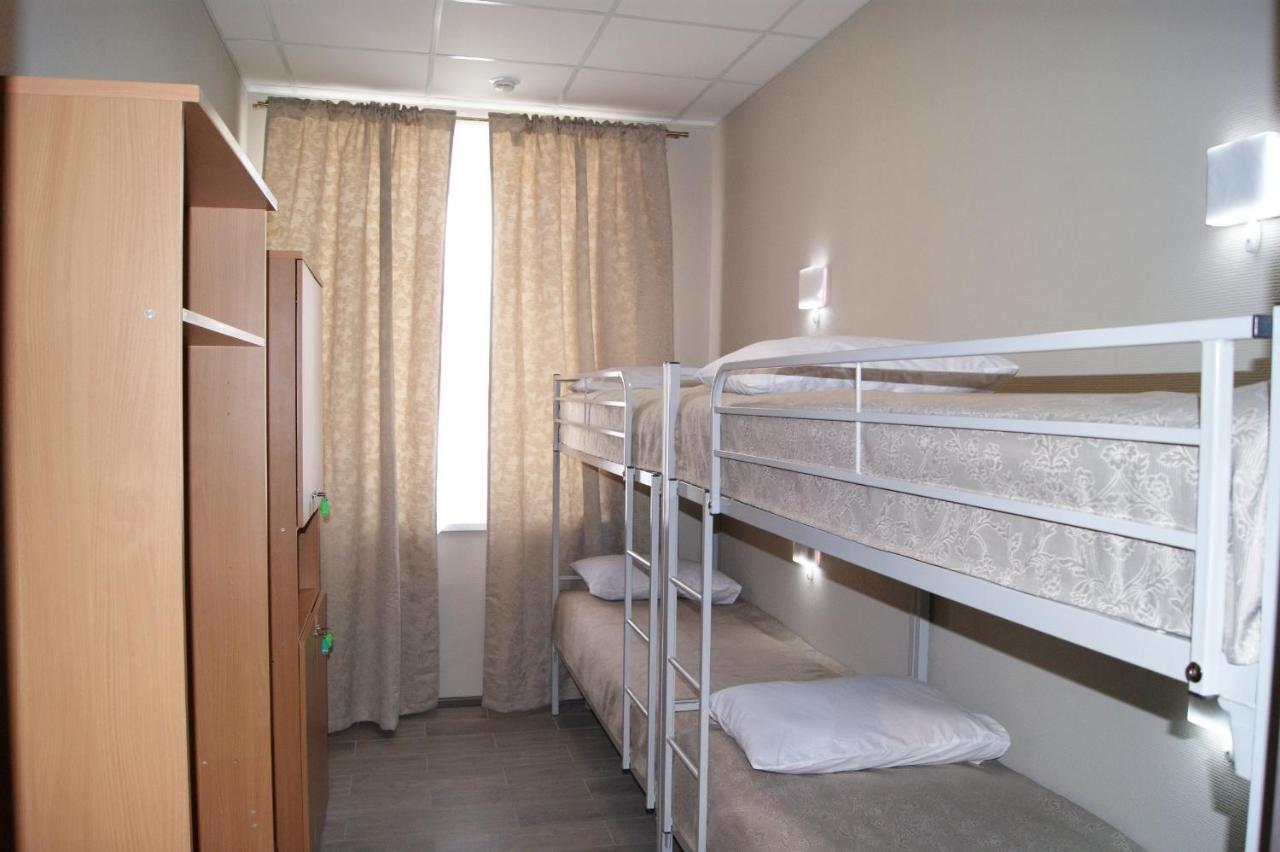 Penates Hostel Ekaterinburg Dış mekan fotoğraf