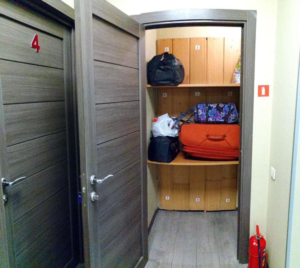 Penates Hostel Ekaterinburg Dış mekan fotoğraf